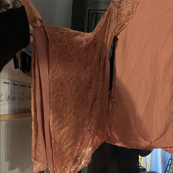 Express Peach Lace Sleeve Blouse - Picture 2 of 3